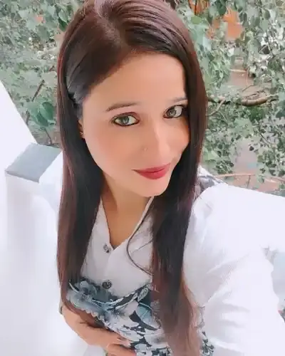 Call Girls in Pombhurna