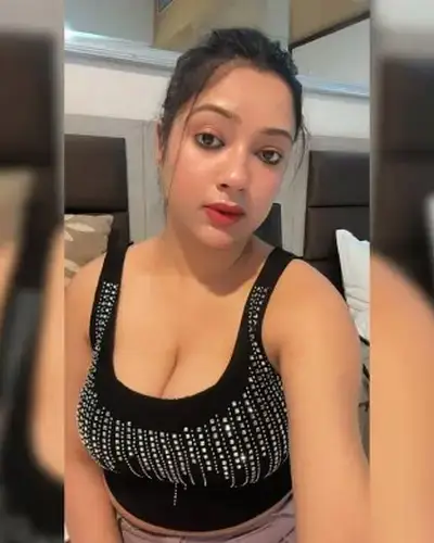 Call Girls Service Pombhurna