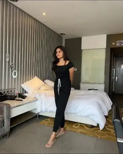 Pombhurna Call Girl Service