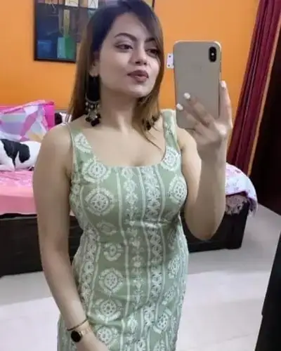 Call Girl in Pombhurna